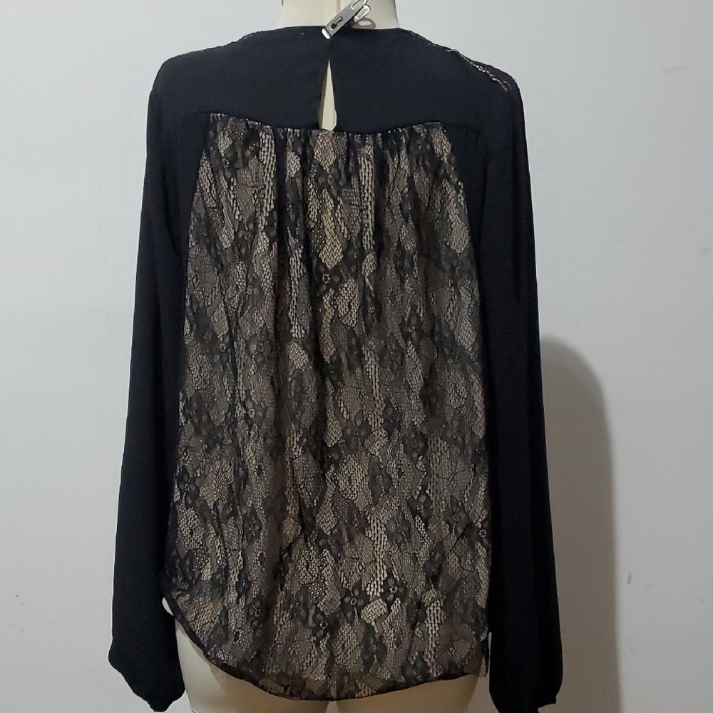 Forever 21 Elegant Black Lace Women's Top